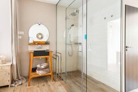 Studio Chic Avec Salon Et Terrasse Privee Apartment Tourcoing Exterior photo